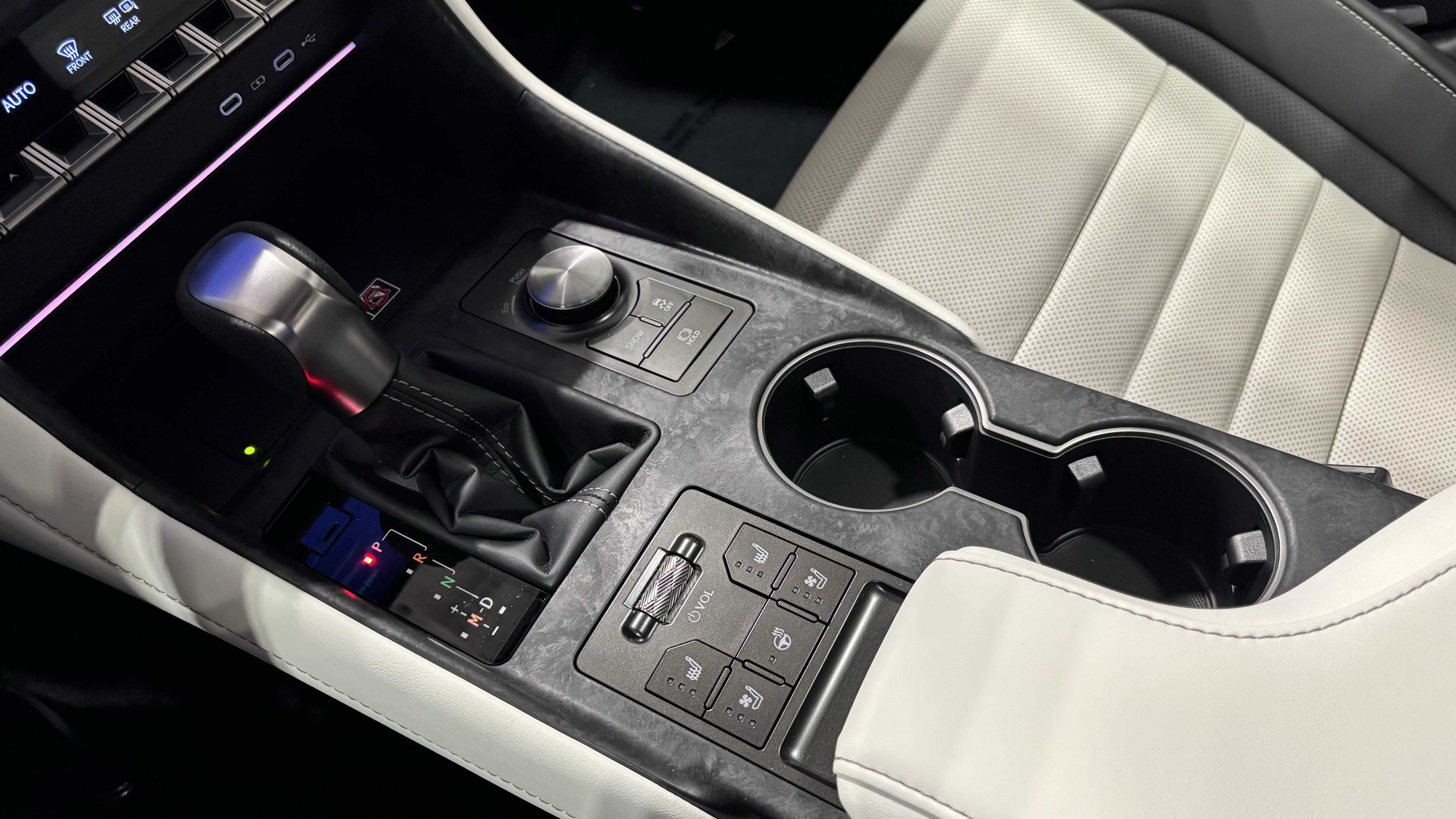 Used 2026 Lexus IS 350 F Sport w/ Technology Package RWD image 24