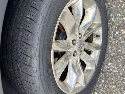 Used 2014 Ford Explorer XLT AWD/4WD image 9