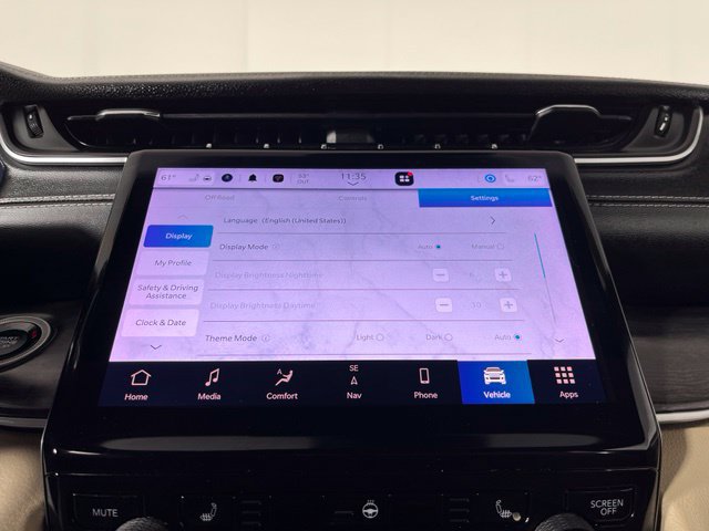 Used 2023 Jeep Grand Cherokee Limited AWD/4WD image 30