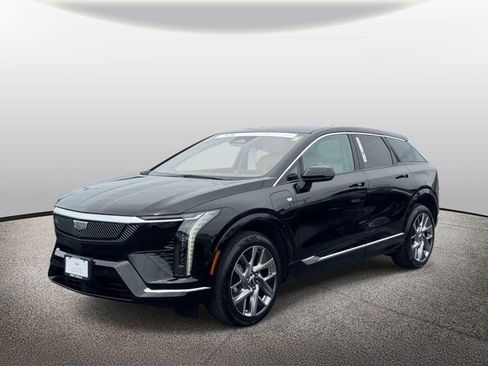 Certified 2025 Cadillac Optiq Luxury 1 AWD/4WD image 1