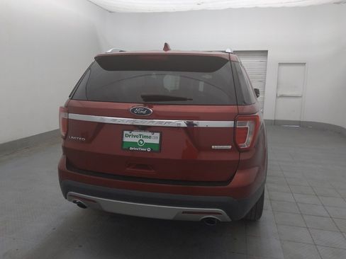 Used 2017 Ford Explorer Limited FWD image 7