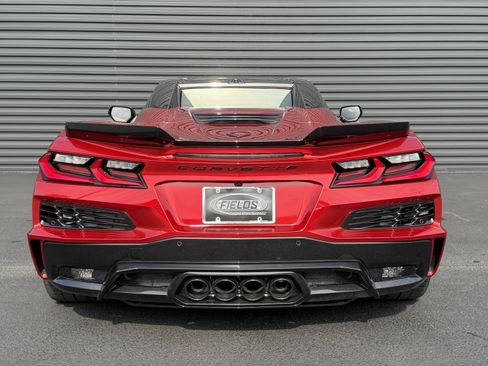 Used 2024 Chevrolet Corvette Z06 w/ Stealth Interior Trim Package RWD image 10