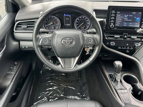Used 2024 Toyota Camry SE FWD image 15