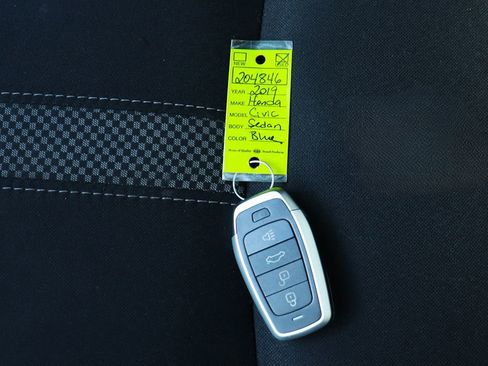 Used 2019 Honda Civic EX image 61