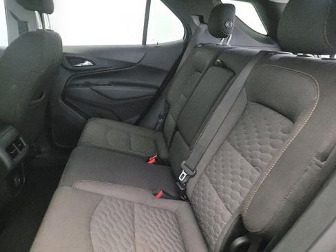 Used 2020 Chevrolet Equinox LT FWD image 18