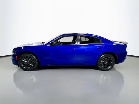 Used 2022 Dodge Charger SXT w/ Blacktop Package image 5