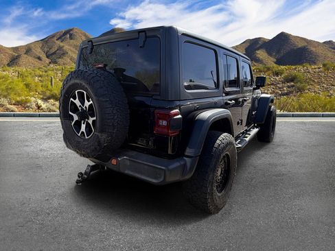 Used 2020 Jeep Wrangler Unlimited Rubicon AWD/4WD image 3