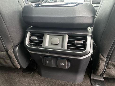 Used 2022 Ford F150 XLT w/ Equipment Group 302A High image 19