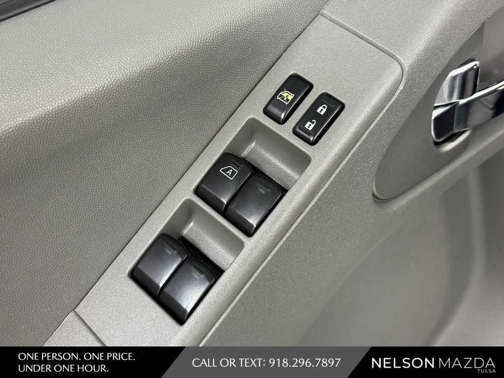 Used 2019 Nissan Frontier SV RWD image 19