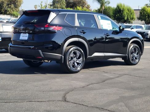 New 2026 Nissan Rogue SV image 2