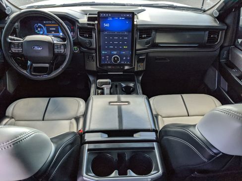 Used 2024 Ford F150 Lightning Platinum image 15