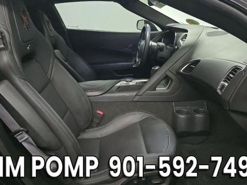 Used 2016 Chevrolet Corvette Stingray Coupe w/ 2LT Preferred Equipment Group image 4