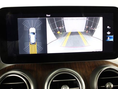 Used 2022 Mercedes-Benz GLC 300 4MATIC image 28