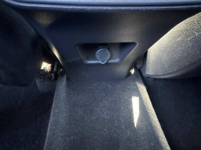Used 2025 Toyota RAV4 LE AWD/4WD image 15