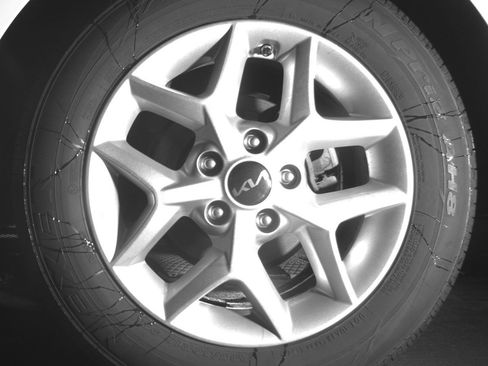 Used 2025 Kia Soul LX w/ LX Technology Package FWD image 14