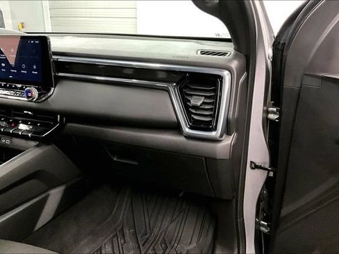 Used 2024 GMC Canyon Elevation w/ Convenience Package AWD/4WD image 19