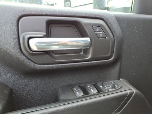 New 2026 GMC Sierra 2500 Pro image 9