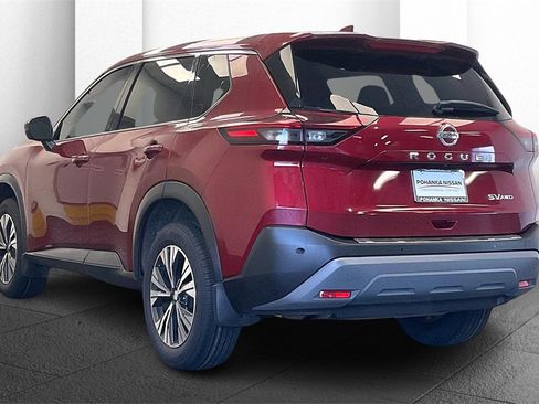 Certified 2021 Nissan Rogue SV image 9