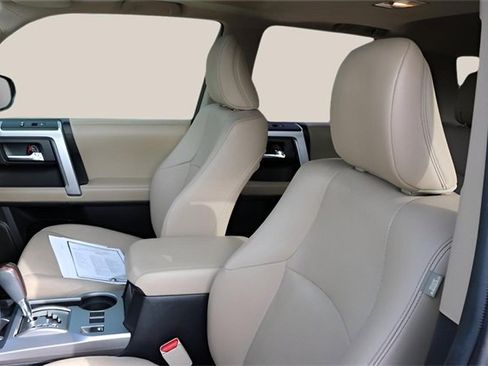 Used 2019 Toyota 4Runner Limited image 12