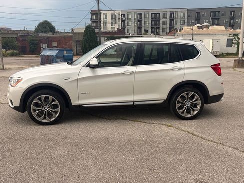 Used 2017 BMW X3 xDrive35i AWD/4WD image 2