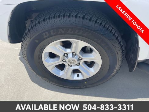 Certified 2023 Toyota 4Runner SR5 AWD/4WD image 15