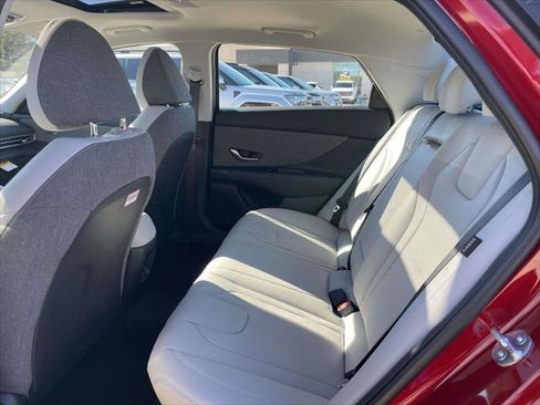 New 2026 Hyundai Elantra Limited FWD image 6