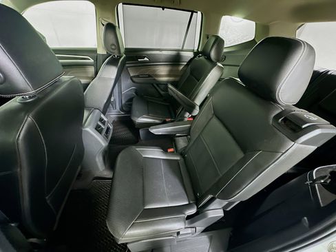 Used 2023 Volkswagen Atlas SE image 27