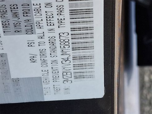 Used 2018 MAZDA MAZDA3 Touring image 28