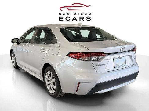 Used 2022 Toyota Corolla LE image 7