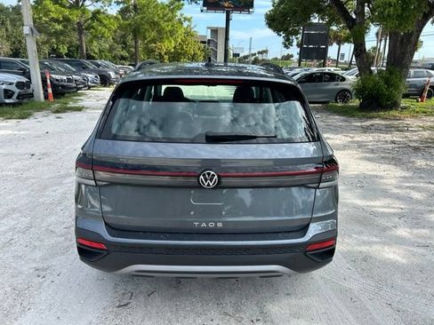 Used 2025 Volkswagen Taos S FWD image 17