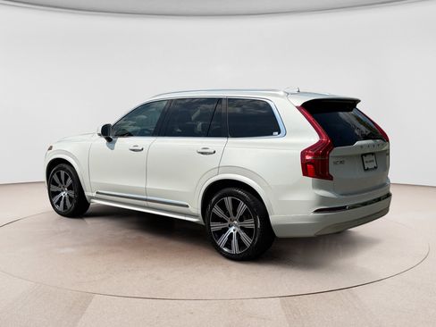 Used 2022 Volvo XC90 T6 Inscription w/ Climate Package AWD/4WD image 3