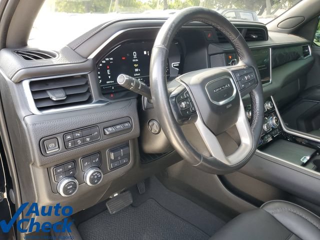 Used 2022 GMC Yukon XL Denali w/ Denali Ultimate Package AWD/4WD image 21
