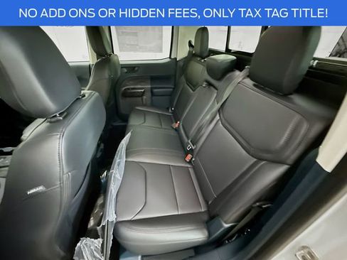 New 2026 Ford Maverick Lariat w/ Black Appearance Package image 25