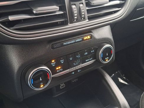 Used 2025 Ford Escape Active image 29