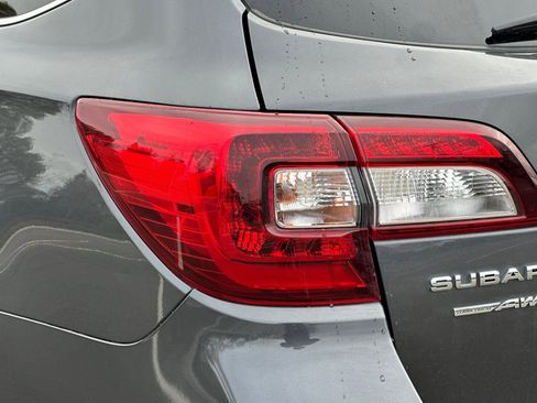 Used 2018 Subaru Outback 2.5i Premium image 46