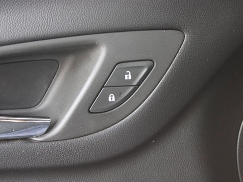 Used 2024 Chevrolet Equinox LT w/ LPO, Floor Liner Package image 24