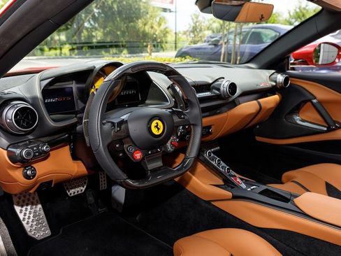 Used 2023 Ferrari 812 GTS RWD image 31