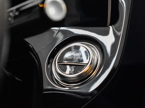 Used 2026 Mercedes-Benz E 350 4MATIC Sedan image 27