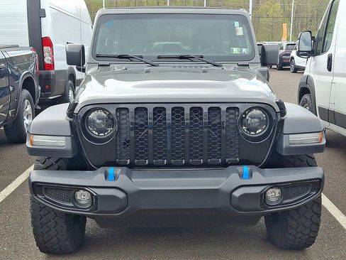 Used 2023 Jeep Wrangler Unlimited w/ Sun & Screen Package image 3