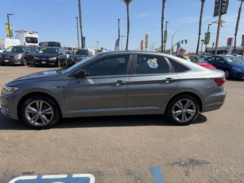 Used 2019 Volkswagen Jetta R-Line FWD image 6