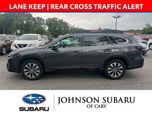 Used 2023 Subaru Outback Limited AWD/4WD image 5