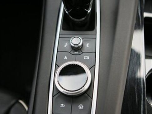 Used 2023 Cadillac Escalade Sport image 34