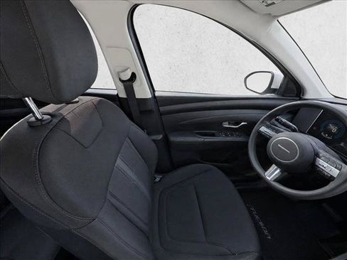 Used 2025 Hyundai Tucson SEL FWD image 16