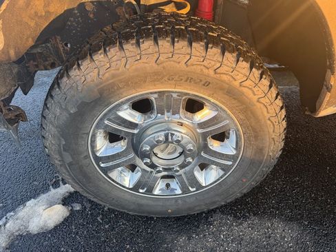 Used 2016 Ford F250 XL w/ XL Appearance Package image 9