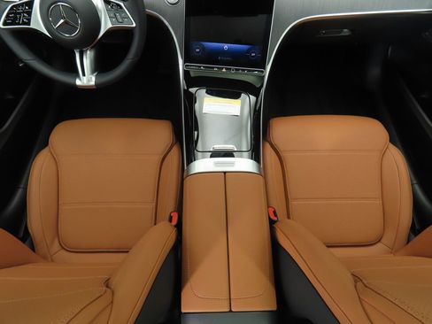 Certified 2025 Mercedes-Benz C 300 Sedan image 17