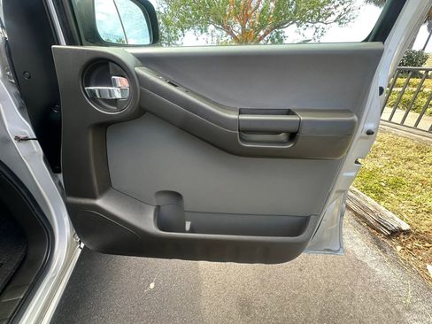 Used 2006 Nissan Xterra S AWD/4WD image 22