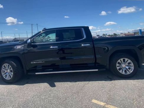 Certified 2023 GMC Sierra 1500 Denali w/ Technology Package AWD/4WD image 5