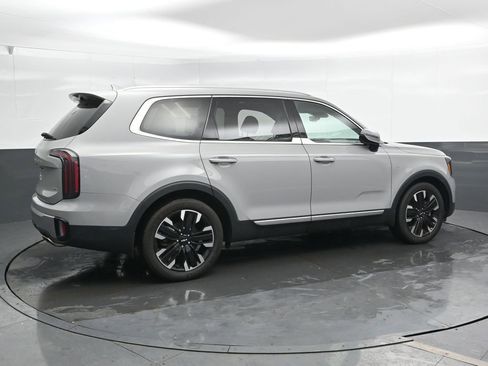 Used 2023 Kia Telluride SX image 4