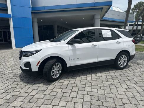 Used 2024 Chevrolet Equinox LS FWD image 31