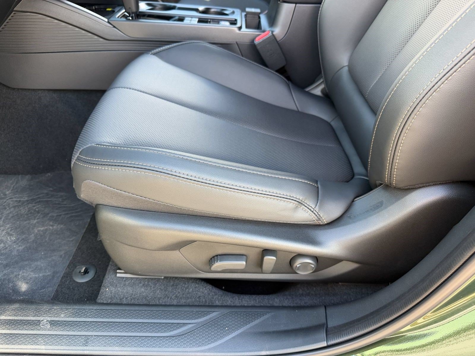 New 2026 Subaru Outback Limited XT AWD/4WD image 15